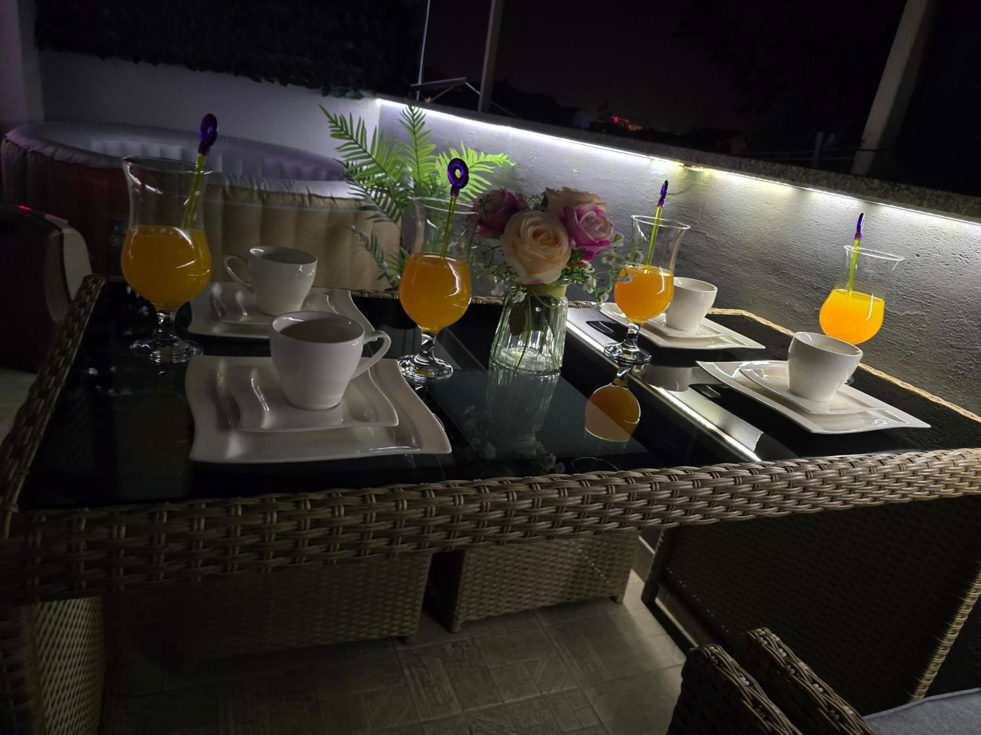 Apartment Blanca With Jacuzzi,Terase And Private Parking Kaštela Exterior foto